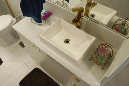 Apartamento à venda com 136m², 2 quartos e 2 vagasBanheiro Social