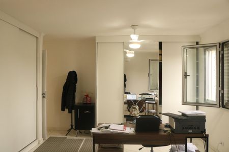 Apartamento à venda com 136m², 2 quartos e 2 vagasSuíte