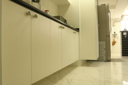 Apartamento à venda com 136m², 2 quartos e 2 vagasCozinha
