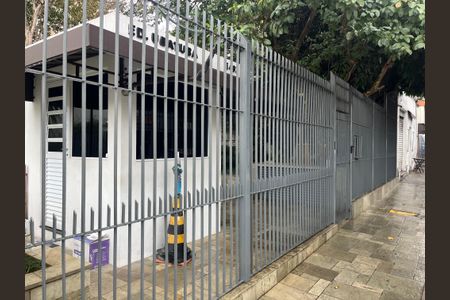 Apartamento à venda com 136m², 2 quartos e 2 vagas Apartamento à venda com 136m², 2 quartos e 2 vagasFachada do Prédio