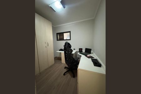 Apartamento à venda com 126m², 3 quartos e 3 vagasEscritório