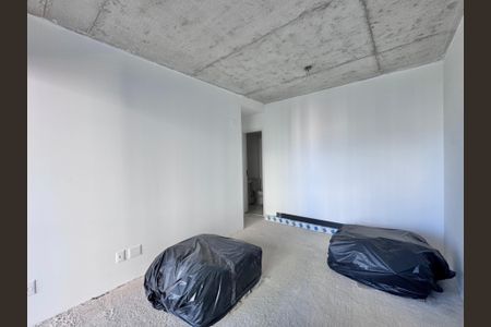 Apartamento à venda com 82m², 2 quartos e 1 vaga Apartamento à venda com 82m², 2 quartos e 1 vagaSuíte