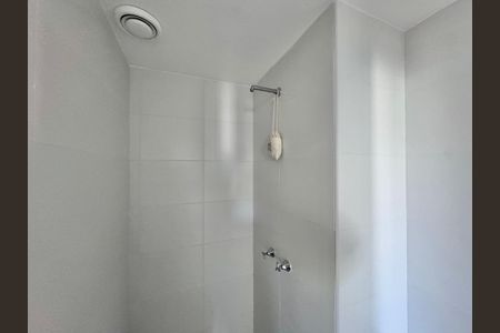 Apartamento à venda com 82m², 2 quartos e 1 vaga Apartamento à venda com 82m², 2 quartos e 1 vagaBanheiro Social