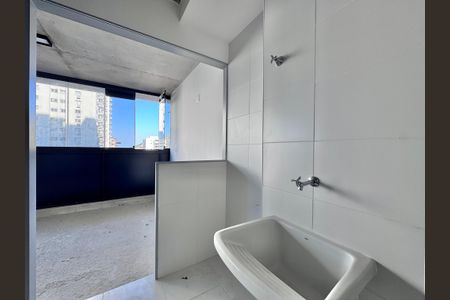 Apartamento à venda com 82m², 2 quartos e 1 vaga Apartamento à venda com 82m², 2 quartos e 1 vagaCozinha e Área de Serviço