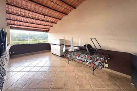 Casa à venda com 240m², 3 quartos e 3 vagasÁrea comum - Salão de Lazer