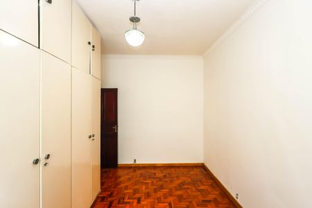 Casa à venda com 227m², 3 quartos e 2 vagas Casa à venda com 227m², 3 quartos e 2 vagasQuarto 3