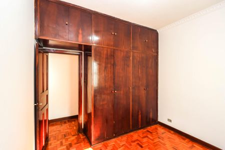 Casa à venda com 227m², 3 quartos e 2 vagas Casa à venda com 227m², 3 quartos e 2 vagasQuarto 2
