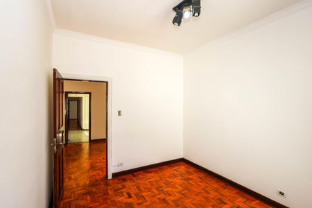 Casa à venda com 227m², 3 quartos e 2 vagas Casa à venda com 227m², 3 quartos e 2 vagasQuarto 1
