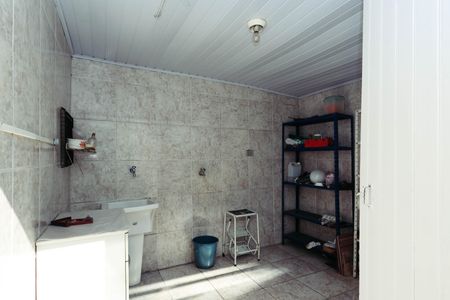 Casa à venda com 227m², 3 quartos e 2 vagas Casa à venda com 227m², 3 quartos e 2 vagasÁrea de Serviço