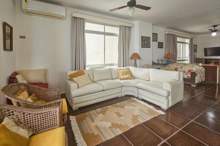 Apartamento para alugar com 185m², 3 quartos e 2 vagas Apartamento para alugar com 185m², 3 quartos e 2 vagasSala