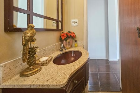 Apartamento para alugar com 185m², 3 quartos e 2 vagas Apartamento para alugar com 185m², 3 quartos e 2 vagasLavabo