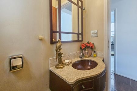 Apartamento para alugar com 185m², 3 quartos e 2 vagas Apartamento para alugar com 185m², 3 quartos e 2 vagasLavabo