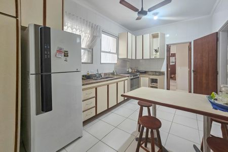 Apartamento para alugar com 185m², 3 quartos e 2 vagas Apartamento para alugar com 185m², 3 quartos e 2 vagasCozinha