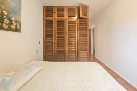 Apartamento para alugar com 185m², 3 quartos e 2 vagas Apartamento para alugar com 185m², 3 quartos e 2 vagasSuíte 2