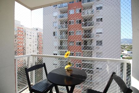 Sala - Varanda de apartamento para alugar com 3 quartos, 70m² em Jacarepaguá, Rio de Janeiro