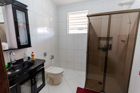 Casa à venda com 125m², 2 quartos e 2 vagas Casa à venda com 125m², 2 quartos e 2 vagasBanheiro