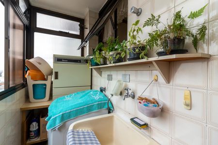 Apartamento à venda com 100m², 2 quartos e 2 vagas Apartamento à venda com 100m², 2 quartos e 2 vagasÁrea de Serviço