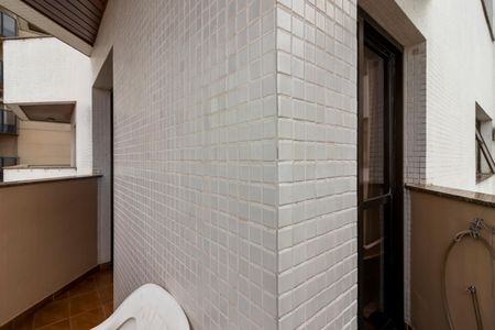 Apartamento à venda com 100m², 2 quartos e 2 vagas Apartamento à venda com 100m², 2 quartos e 2 vagasVaranda da Sala