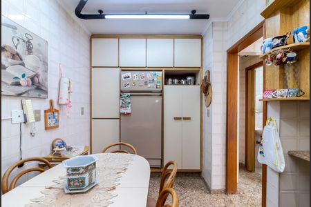 Apartamento à venda com 100m², 2 quartos e 2 vagas Apartamento à venda com 100m², 2 quartos e 2 vagasCozinha