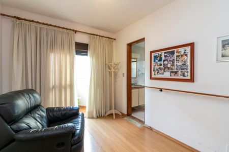 Apartamento à venda com 100m², 2 quartos e 2 vagas Apartamento à venda com 100m², 2 quartos e 2 vagasSuíte