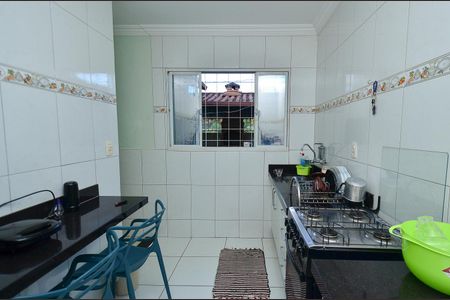 Casa à venda com 120m², 2 quartos e sem vaga Casa à venda com 120m², 2 quartos e sem vagaCozinha