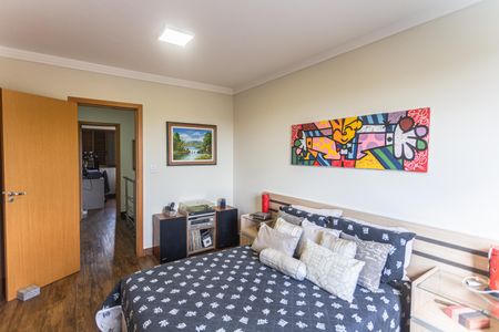 Casa à venda com 112m², 3 quartos e 3 vagasSuíte 