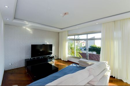 Casa à venda com 600m², 4 quartos e 12 vagasSala