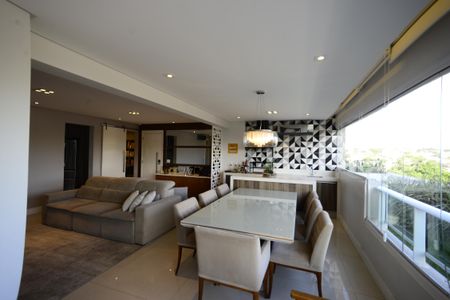 Apartamento à venda com 140m², 3 quartos e 2 vagasSala de Jantar