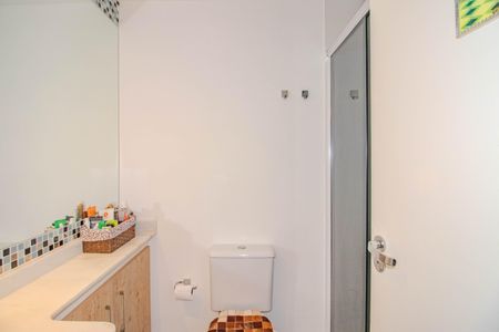 Apartamento à venda com 69m², 2 quartos e 1 vaga Apartamento à venda com 69m², 2 quartos e 1 vagaBanheiro Social