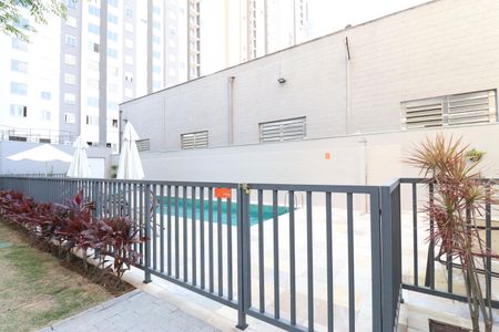 Apartamento à venda com 40m², 2 quartos e sem vagaÁrea comum - Piscina