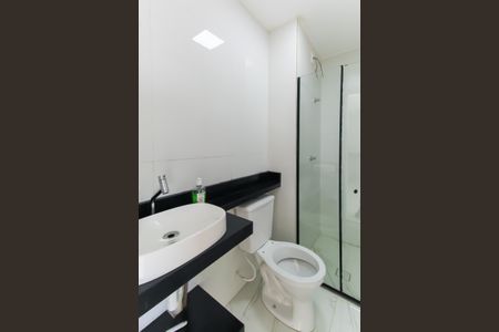 Apartamento à venda com 38m², 2 quartos e sem vaga Apartamento à venda com 38m², 2 quartos e sem vagaBanheiro