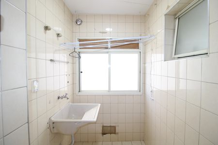 Apartamento à venda com 70m², 2 quartos e 1 vagaÁrea de Serviço