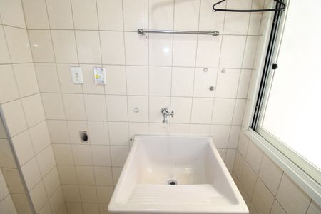 Apartamento à venda com 70m², 2 quartos e 1 vagaÁrea de Serviço