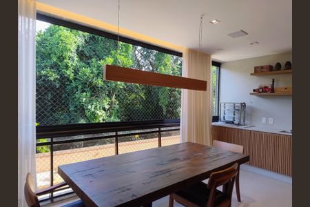 Apartamento à venda com 123m², 3 quartos e 2 vagas Apartamento à venda com 123m², 3 quartos e 2 vagasVaranda gourmet