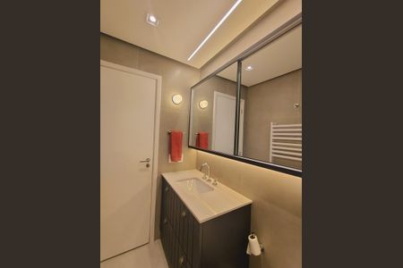 Apartamento à venda com 123m², 3 quartos e 2 vagas Apartamento à venda com 123m², 3 quartos e 2 vagasBanheiro 2