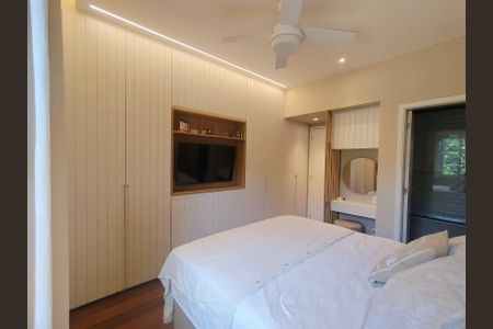 Apartamento à venda com 123m², 3 quartos e 2 vagas Apartamento à venda com 123m², 3 quartos e 2 vagasQuarto 1