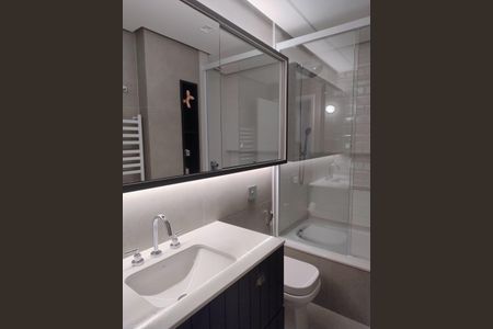 Apartamento à venda com 123m², 3 quartos e 2 vagas Apartamento à venda com 123m², 3 quartos e 2 vagasBanheiro 2