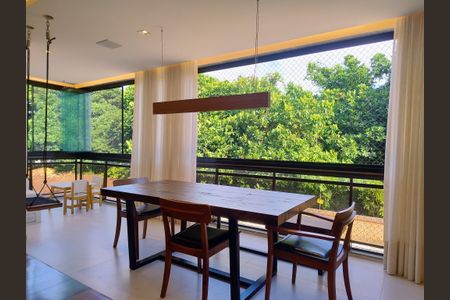 Apartamento à venda com 123m², 3 quartos e 2 vagas Apartamento à venda com 123m², 3 quartos e 2 vagasVaranda gourmet