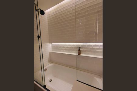 Apartamento à venda com 123m², 3 quartos e 2 vagas Apartamento à venda com 123m², 3 quartos e 2 vagasBanheiro 3