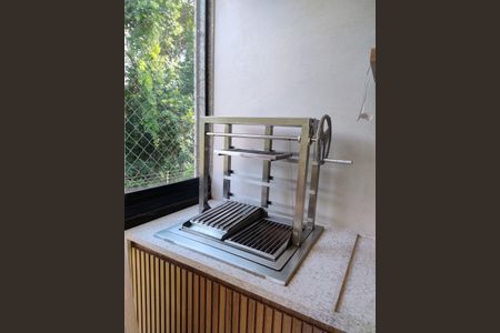 Apartamento à venda com 123m², 3 quartos e 2 vagas Apartamento à venda com 123m², 3 quartos e 2 vagasVaranda gourmet