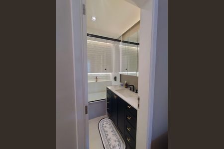 Apartamento à venda com 123m², 3 quartos e 2 vagas Apartamento à venda com 123m², 3 quartos e 2 vagasBanheiro 3