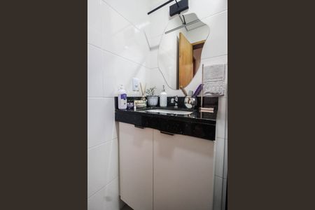 Apartamento à venda com 49m², 2 quartos e sem vaga Apartamento à venda com 49m², 2 quartos e sem vagaBanheiro