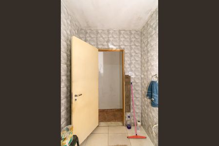 Casa à venda com 160m², 5 quartos e 2 vagasBanheiro