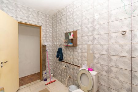 Casa à venda com 160m², 5 quartos e 2 vagasBanheiro