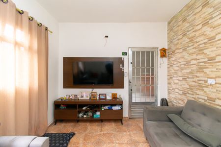 Casa à venda com 160m², 5 quartos e 2 vagasSala