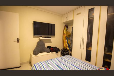 Apartamento à venda com 181m², 3 quartos e 2 vagas Apartamento à venda com 181m², 3 quartos e 2 vagasQuarto 1