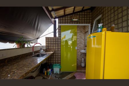 Apartamento à venda com 181m², 3 quartos e 2 vagas Apartamento à venda com 181m², 3 quartos e 2 vagasCobertura