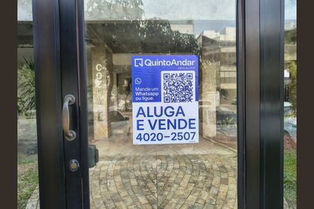 Apartamento à venda com 181m², 3 quartos e 2 vagas Apartamento à venda com 181m², 3 quartos e 2 vagasPlaquinha instalada