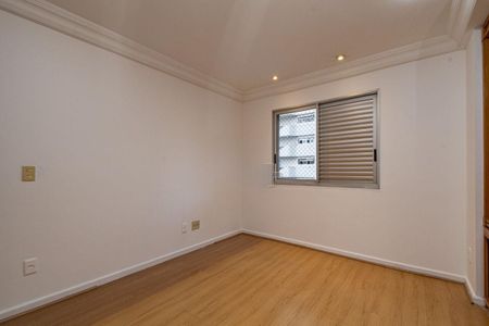 Apartamento à venda com 145m², 4 quartos e 2 vagas