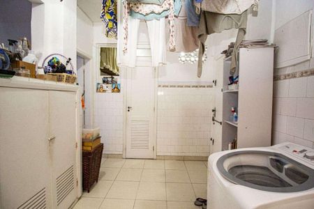 Apartamento à venda com 198m², 4 quartos e 2 vagas